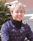 枠元 一葵